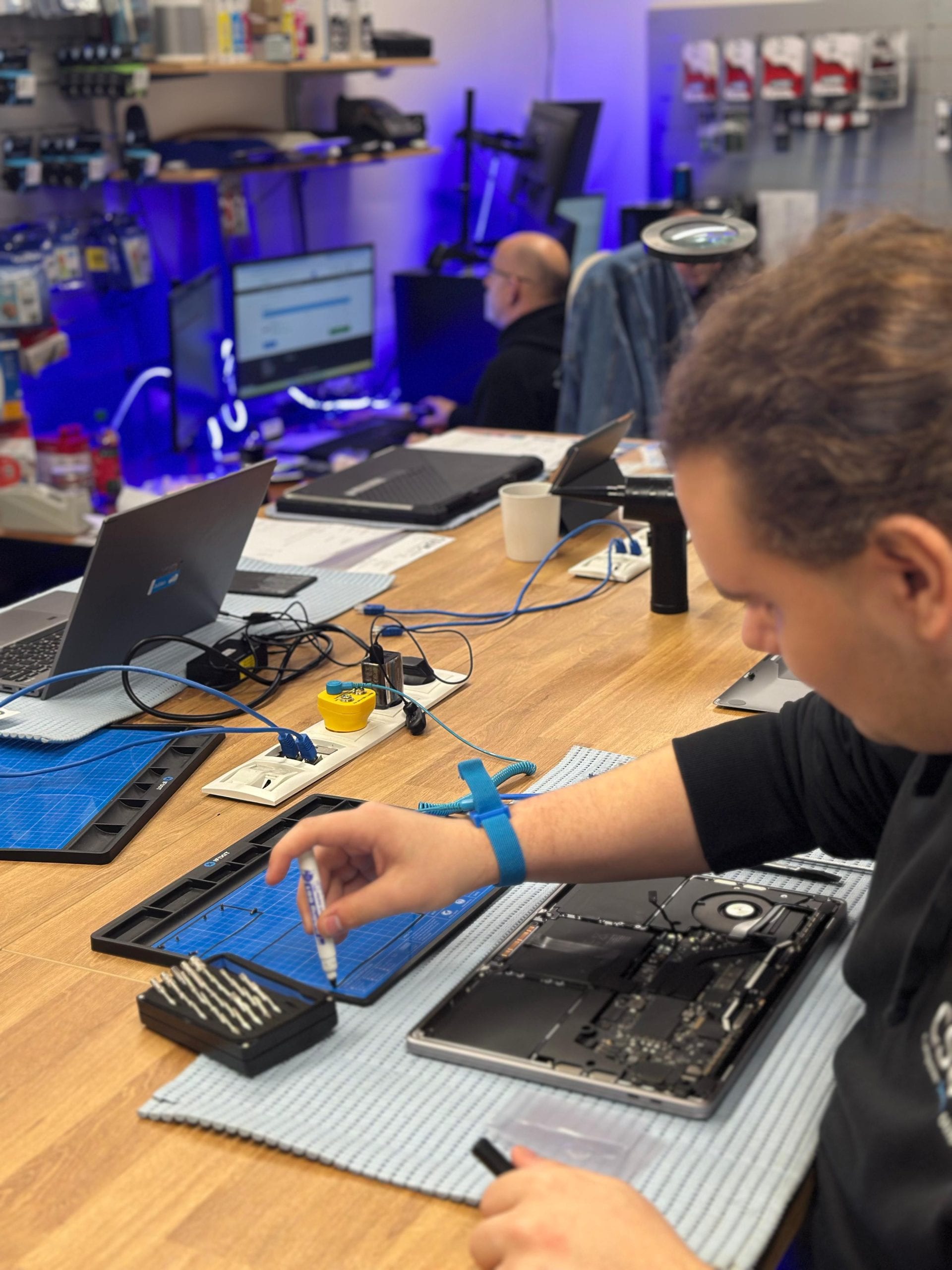 Werkplaats computer reparatie CSU Uithoorn